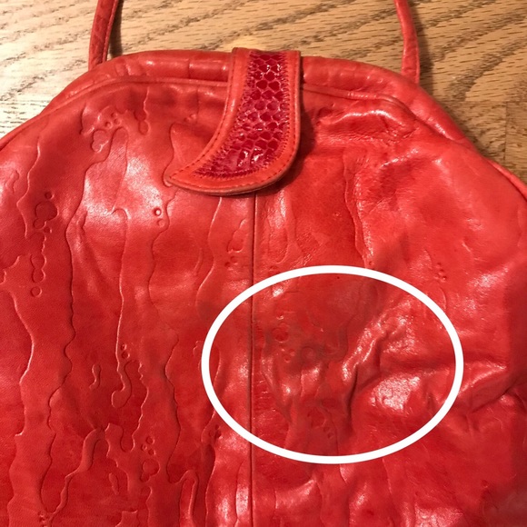 Vintage Red Leather purse - Picture 8 of 13